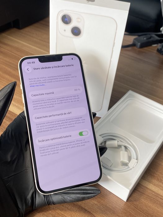 iPhone 13• 128 GB • Starlight