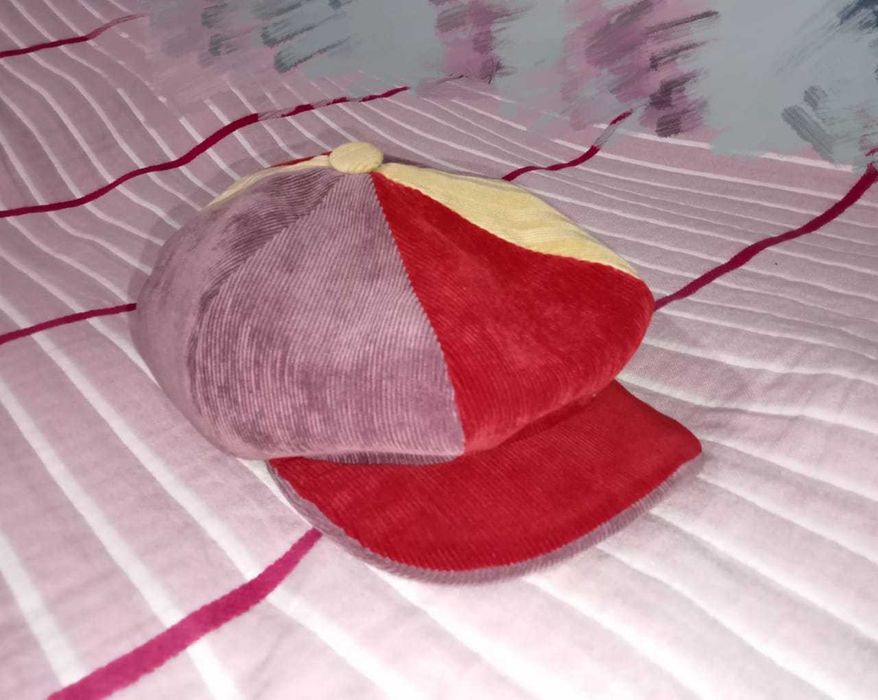 Продам детские кепку и шапку (берет)