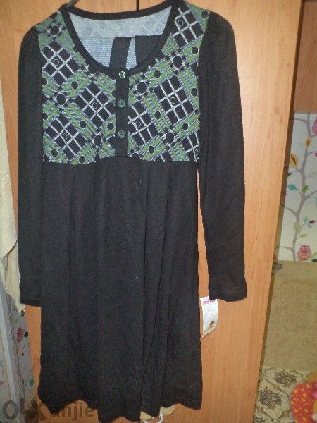 нова рокля с етикет на рени