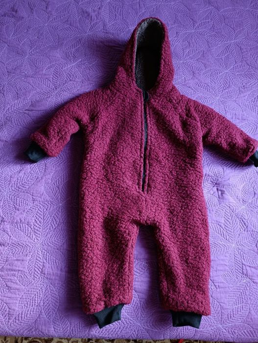 Combinezon de lana reversibil,măsură 1-2 ani