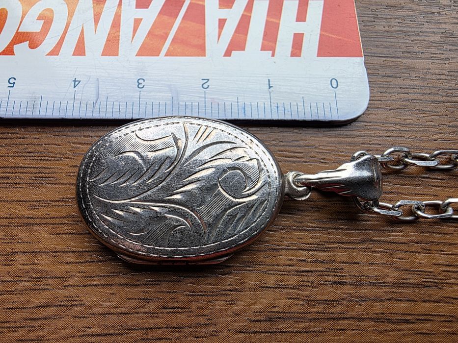 Lant cu medalion cu loc de 2 poze