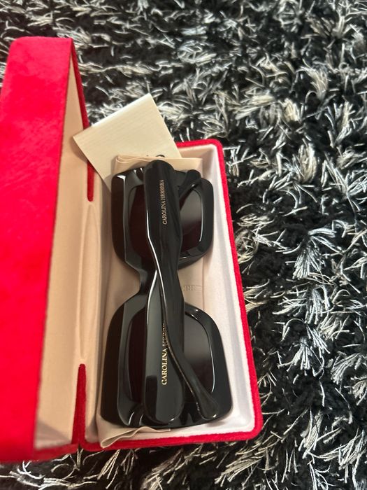 Оригинални дамски слънчеви очила Carolina Herrera ,чисто нови.