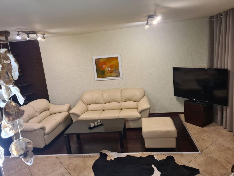 Дава се под наем Двустаен апартамент в Варна, Зимно кино Тракия - 70 кв.м за 575 € - Снимка #4