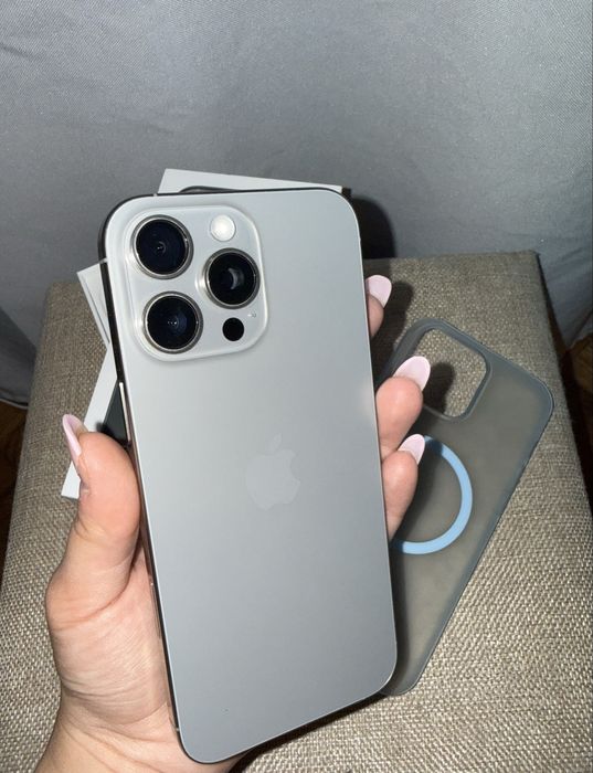 Iphone 16 Pro Max - 128 GB