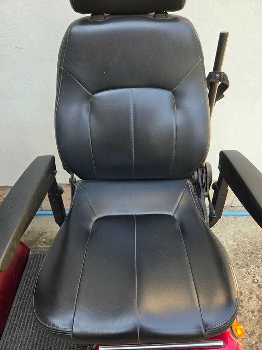 Scuter electric handicap, dizabilitati, varstnici, carucior tricicleta