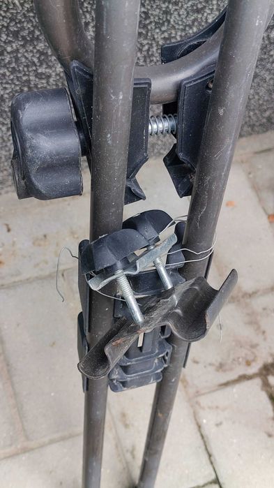 Suport bicicletă pentru plafon auto – Compatibil cu bare transversale pătrate