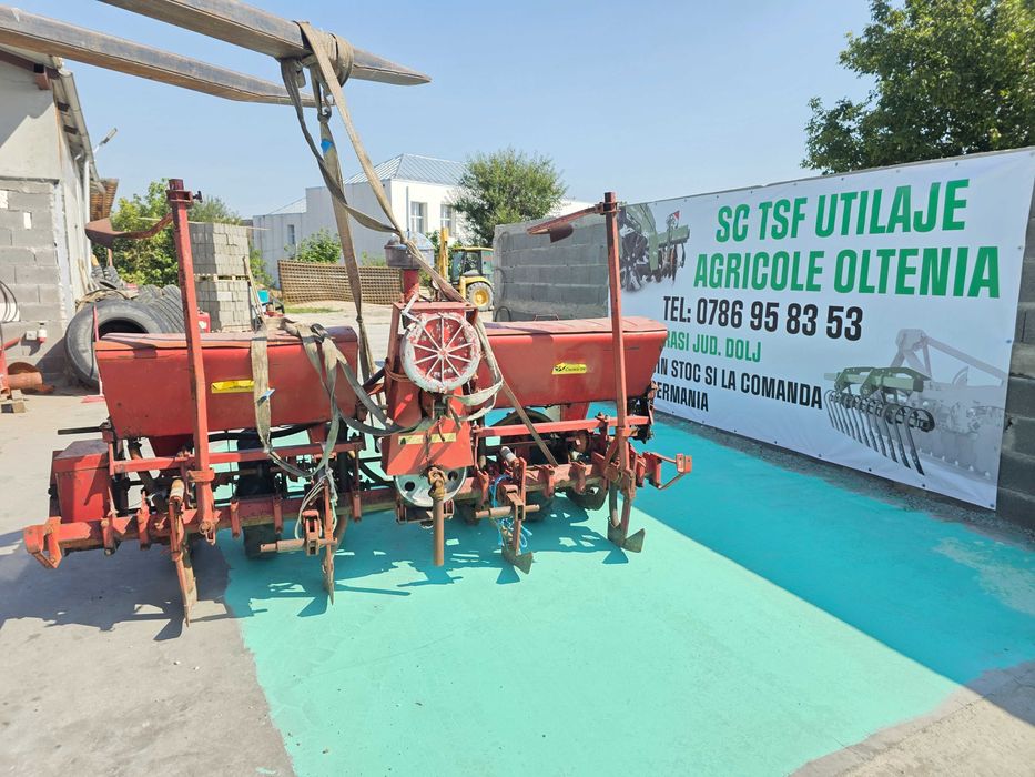 Semănătoare de porumb cu fertilizare 4 rânduri Becker