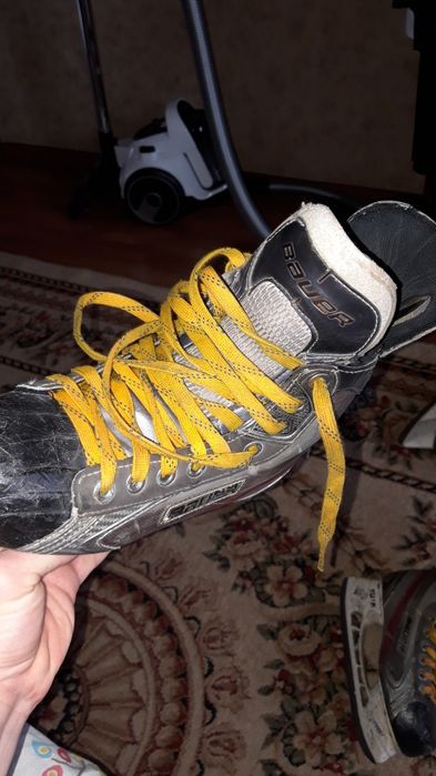 Коньки bauer .  Качественные .