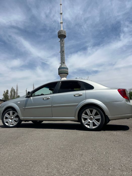 Chevrolet lacetti 2009