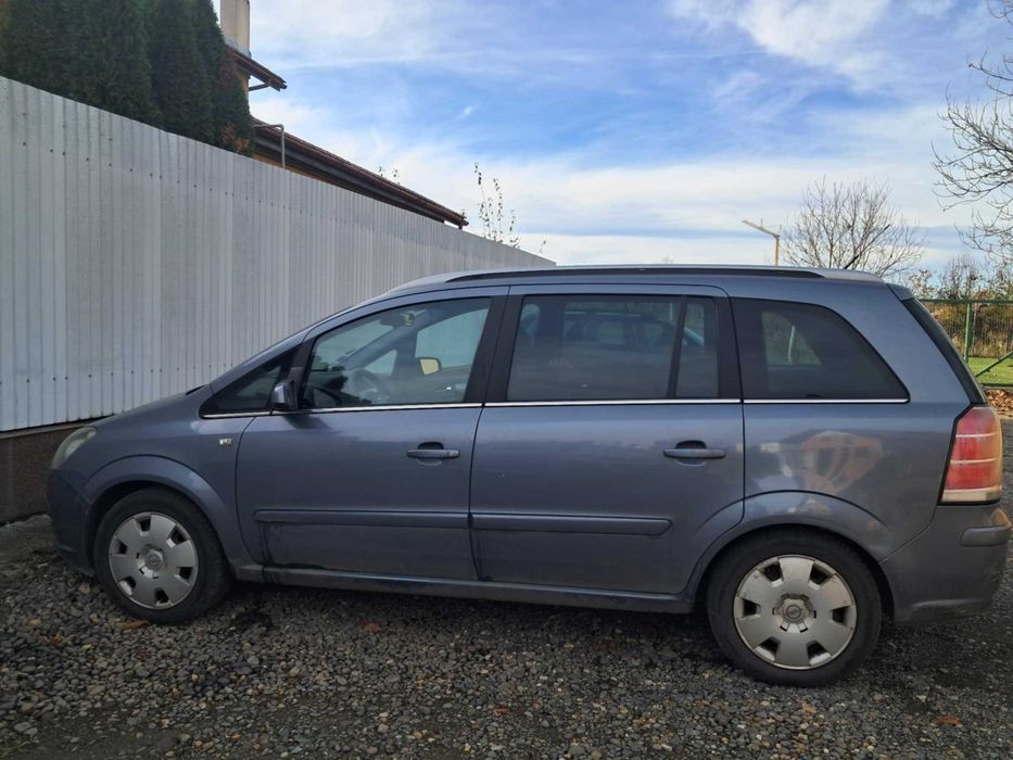 Opel Zafira cu motor care nu trage (dar merge încă)