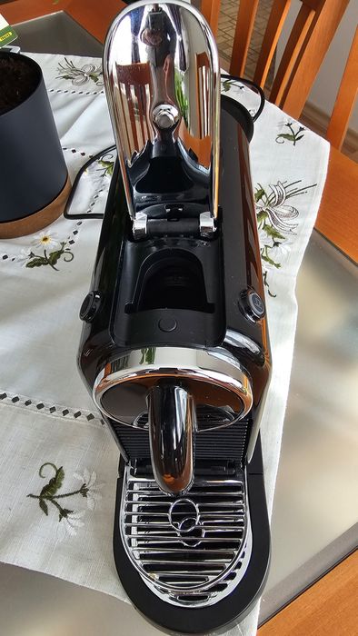 Кафемашина Делонги  Nespesso