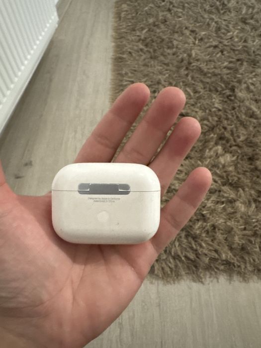Vand AirPods Pro in stare perfecta de functionare