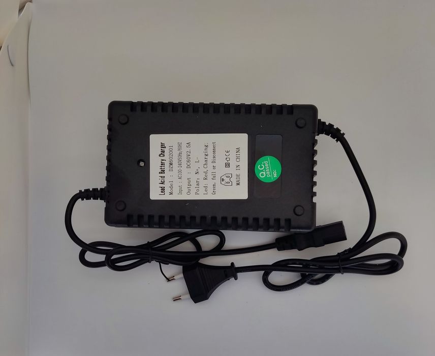 Incarcator baterie pe gel pentru scooter electric 60v20ah