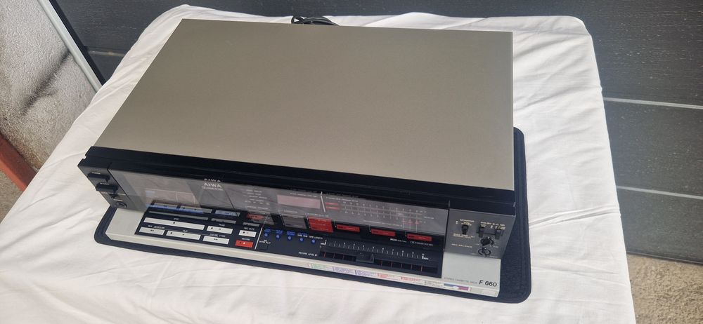 Дек с три глави AIWA F660