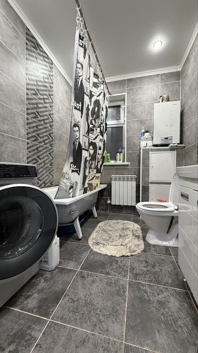 Продается дом с баней , гаражом