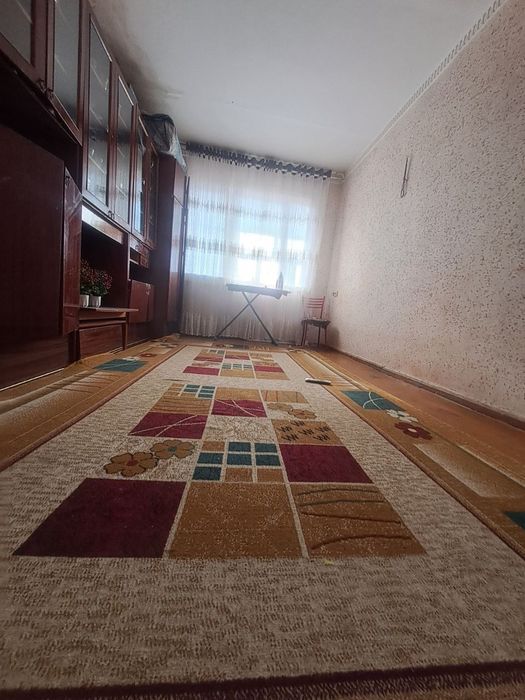 Дом сотилади янгиюль туман Гулбахор шахарчастда 4 хонали уй пишган гиш