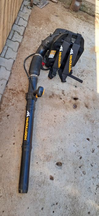 Suflanta de spate moculloch gb 355bp