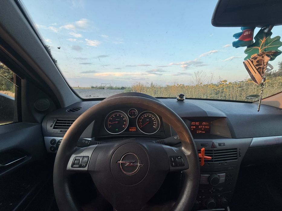 Vand Opel Astra H 1.6 Benzina
