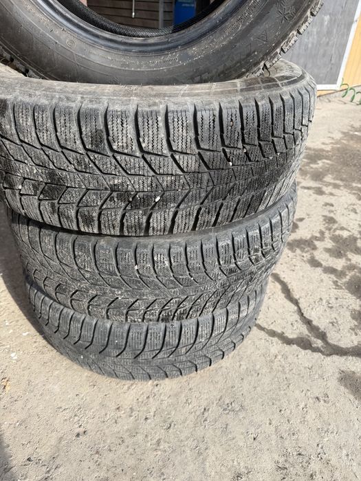 Резина 215/65/16