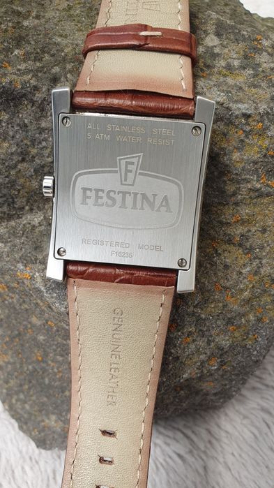 •Vând ceas FESTİNA din colecția mea•