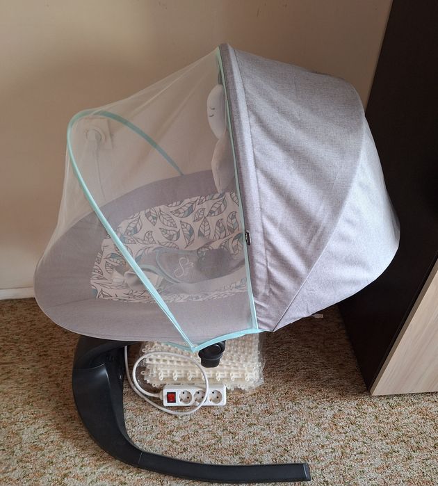 Електрическа бебешка люлка