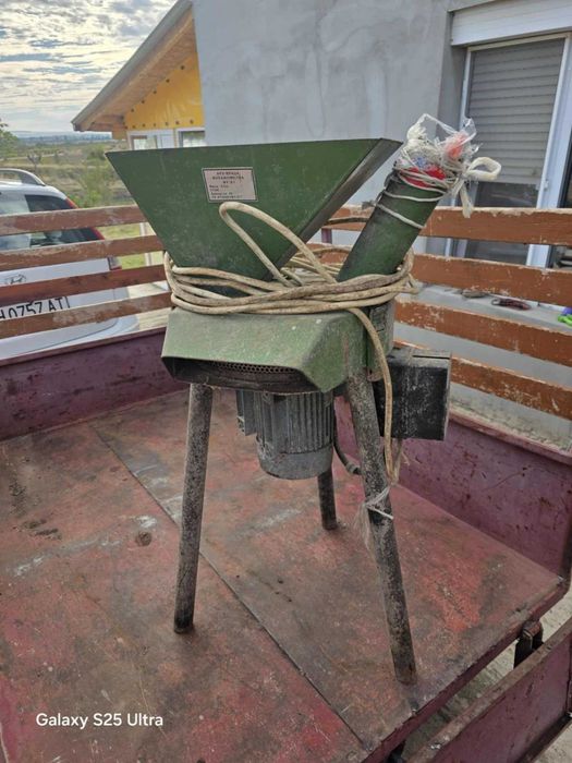 фурожомелка за мелене със трифазен ток