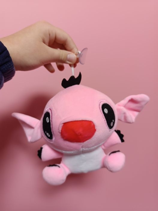 Розова плюшена играчка Стич.