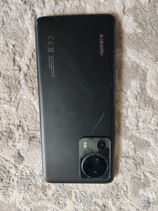 Продам или обменяю xiaomi 13 lite