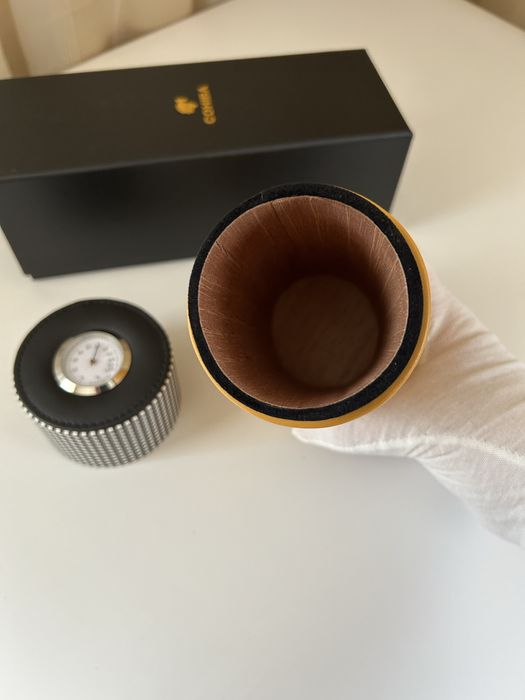 Преносим хумидор Cohiba за 5 пури с овлажнител в подаръчна кутия