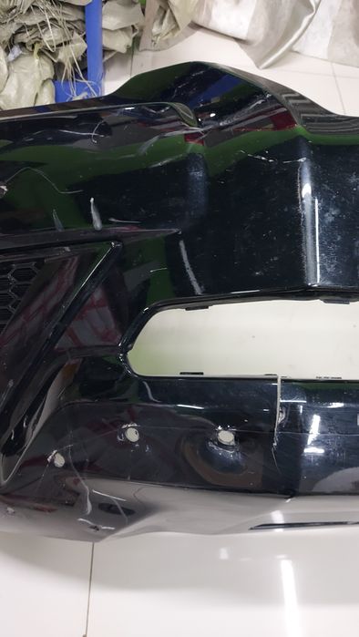Передний бампер черный Toyota Prado 150