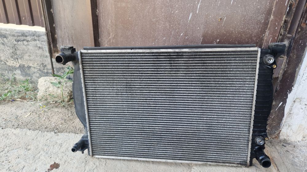 Ауди а4 б6  радиато