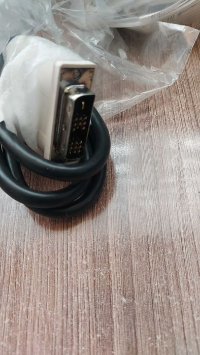 Продам Кабель DVI D  -DVI D новые,