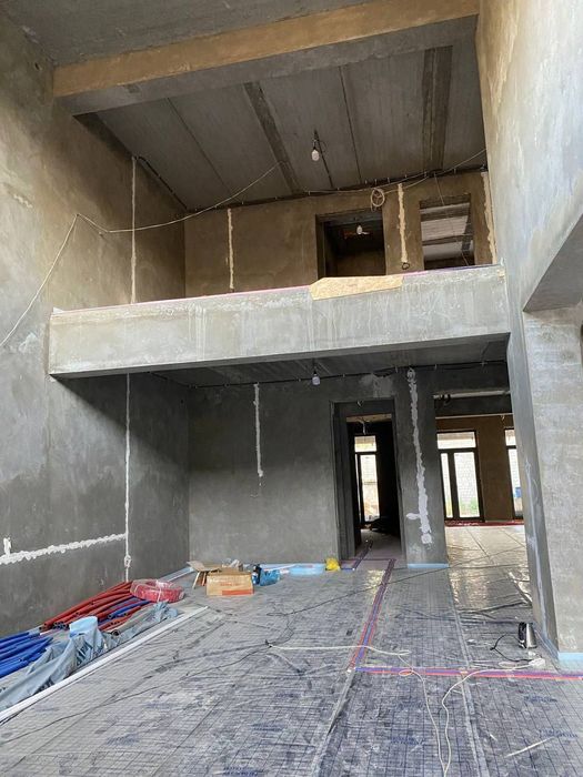 Продаётся  Центр Луначарского 7сот