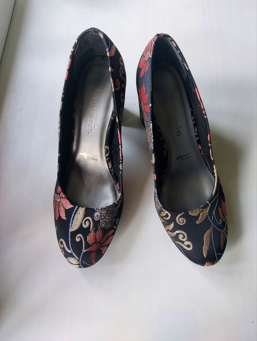 Туфли ( 40 размер)