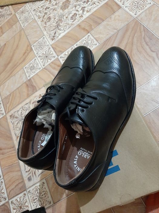 Продам мужские туфли