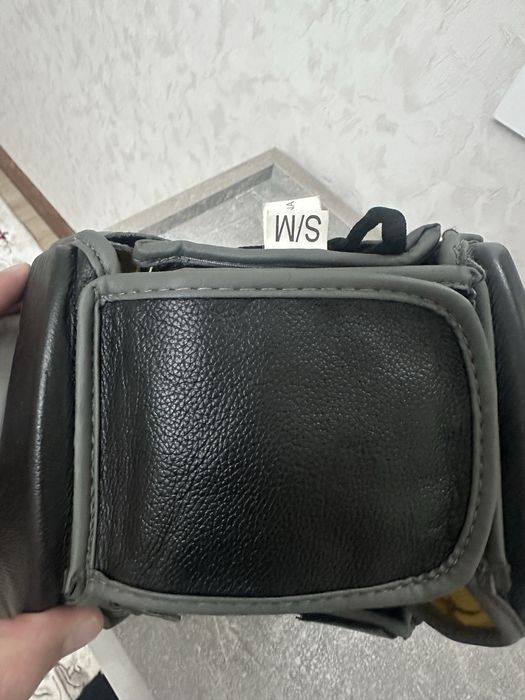 Шлем оригинал для бакса професиональный…………………………………………………………………………..