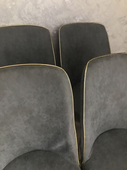 Стулья для кухни 4 штуки