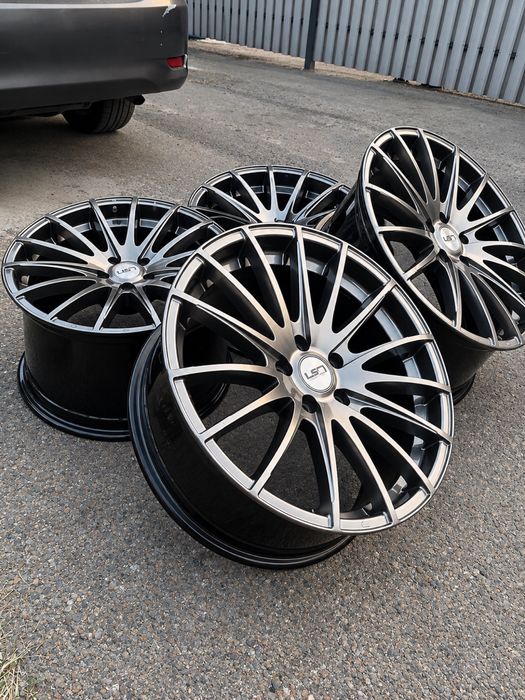 Продам 18 диски широкие титанки