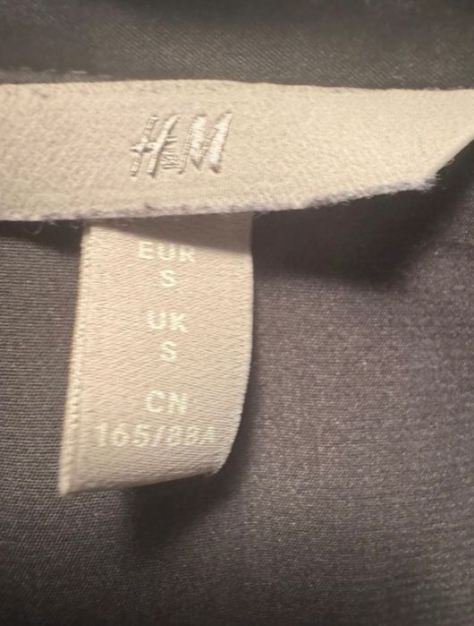 Cămașa H&M, mărimea S, ca nouă