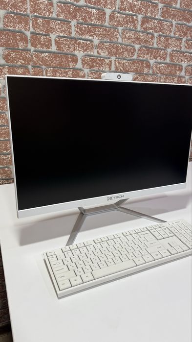 как новый моноблок Core i5/256 SSD/24 ips экран sotiladi