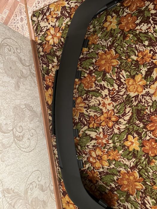 Бампер на ауди 100.