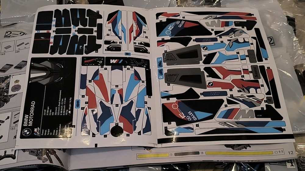 Tip Lego BMW M 1000 RR 42130