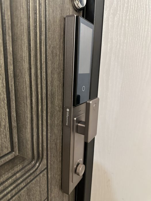 Установка смарт замка