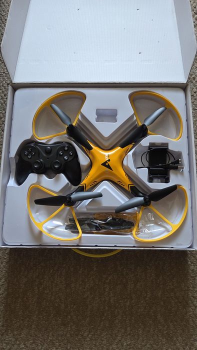 Продам дрон hc701 Новый