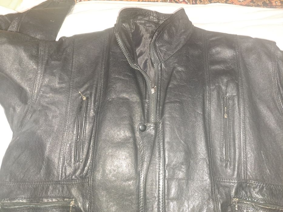 Кожено яке естествена кожа.