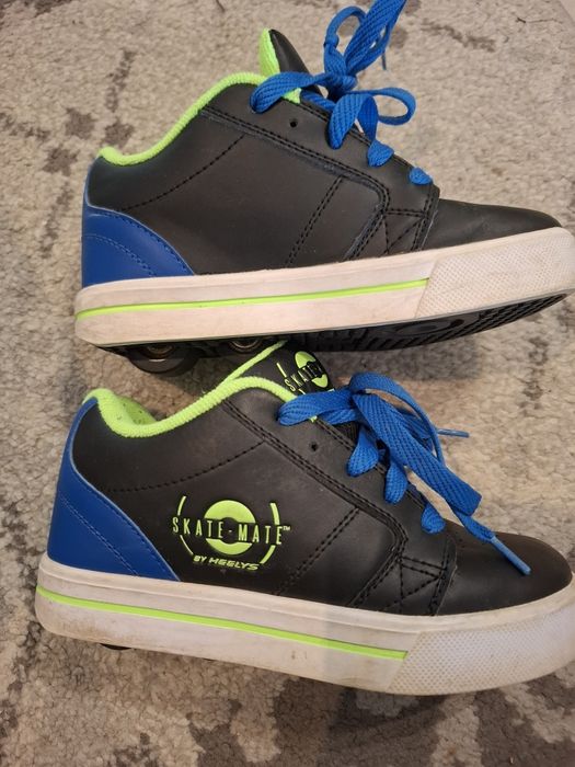 Adidasi cu role heelys
