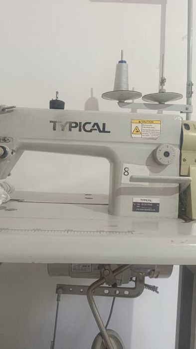 Продам швейную машинку