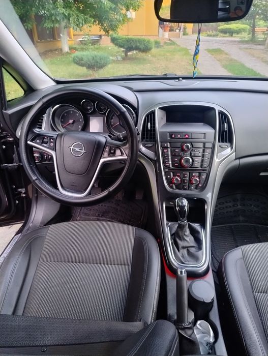 Opel astra J 2014 1.7 diesel
