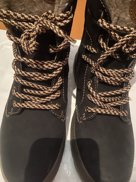 Женские ботинки зимние