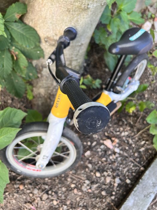 Bicicleta Woom 1 galbena